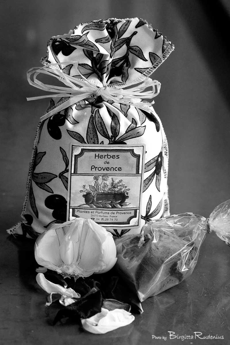 [bw_20110205_mO_kryddor[2].jpg]