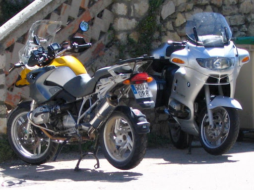 26-17_05_09%20Buenas%20compa__eras%20de%20muchas%20rutas___.JPG
