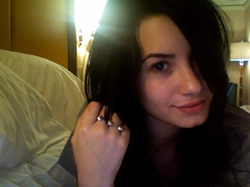 Demi Lovato sin maquillaje. artistas sin maquillaje. Demi Lovato sin maquillaje.