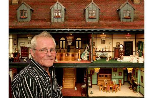 funny_doll_house_13.jpg