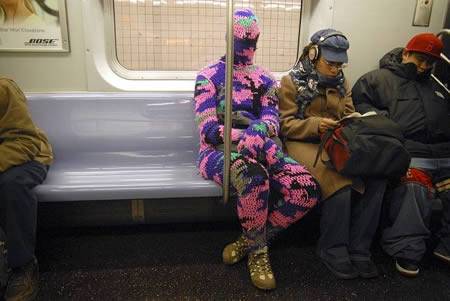 funny_guys_subway_car_6.jpg