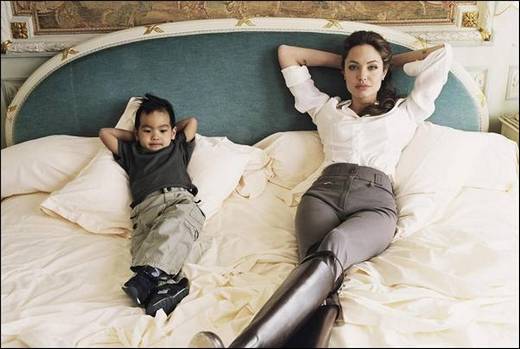 angelina_jolie_44.jpg