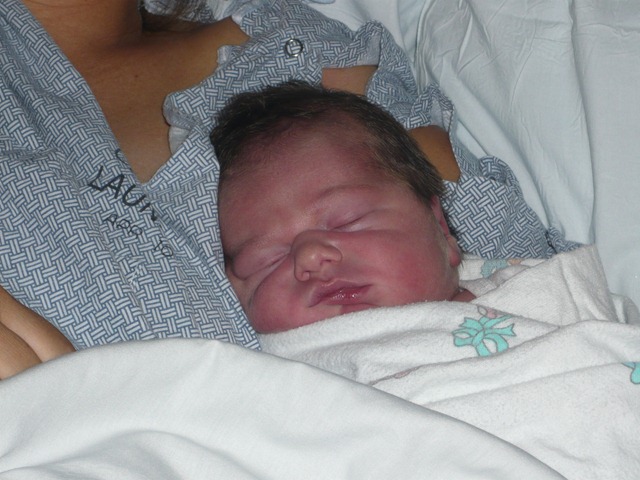 [BabyMaxsfirstday0193.jpg]