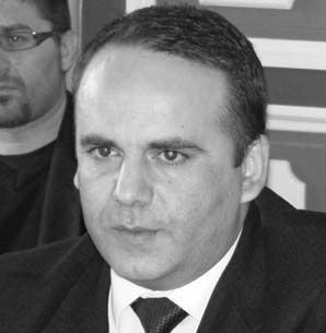 C�t�lin Chiru Cristea, secretar