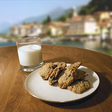 Cinnamon Chip Oatmeal Cookies