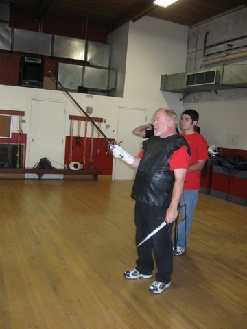 [fencing 02[2].jpg]
