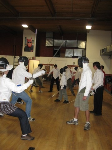 [fencing 14[2].jpg]