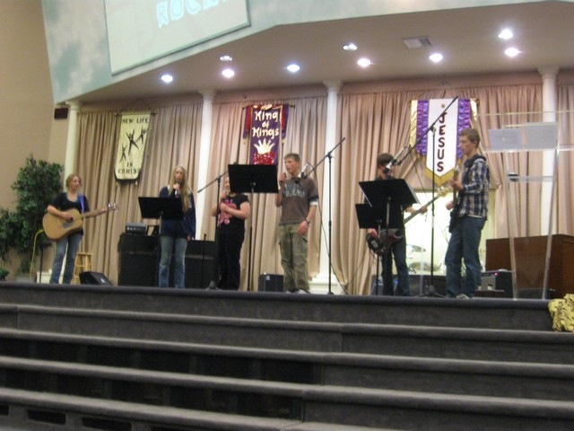 [Pres Nite band 01[3].jpg]