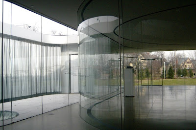 glass pavilion sanaa 16 Kazuyo Sejima y Ryue Nishizawa ganan el premio Pritzker 2010