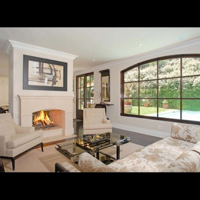 La casa de Kim Kardashian, la ¿novia? de Cristiano Ronaldo kim kardashian reggie bush house 01 0001 Layer 15 full La casa de Kim Kardashian, la ¿novia? de Cristiano Ronaldo