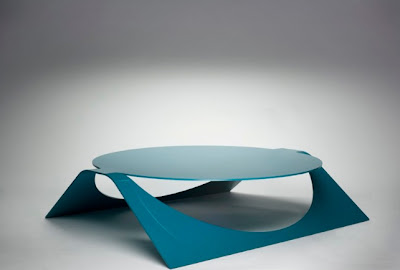 Una lámina de acero tranformada en mesa mesa%20metal%203 Una lámina de acero tranformada en mesa