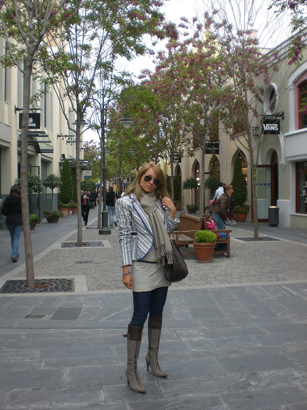 Shopping in Las Rozas Village - Necklace of Pearls | Fashion & LifeStyle