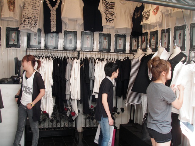 [PB2101072.jpg]