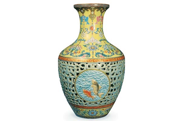 [Chinese-Vase4.jpg]