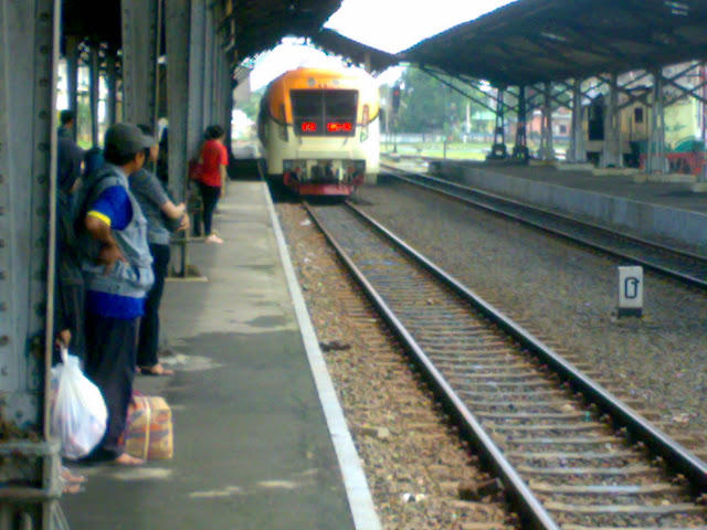 [Image: 08052010046.jpg]