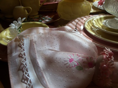 [pinkandyellowtable0212.jpg]