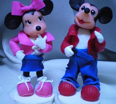 [Mickey y Minnie[2].jpg]