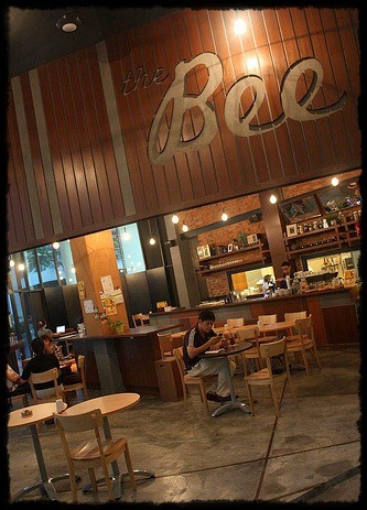 [4651912019_2aed9b95cd[4].jpg]