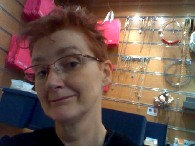 [red hair[3].jpg]