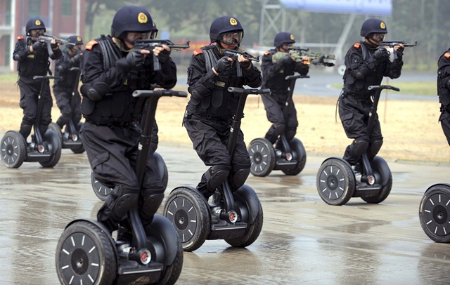 [08_chinprep[2].jpg]