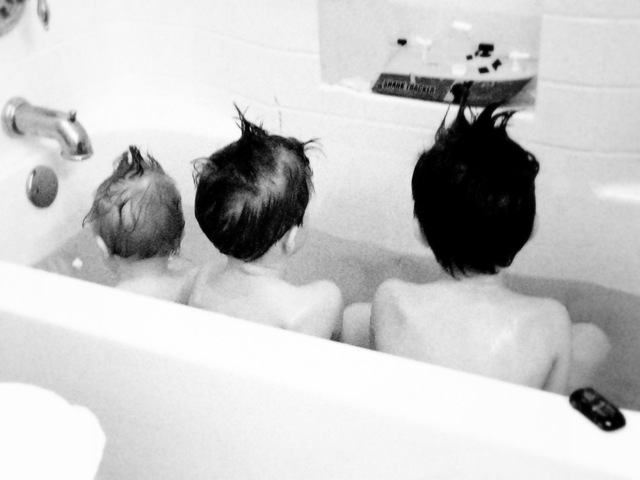 [3 men in a tub bw[3].jpg]