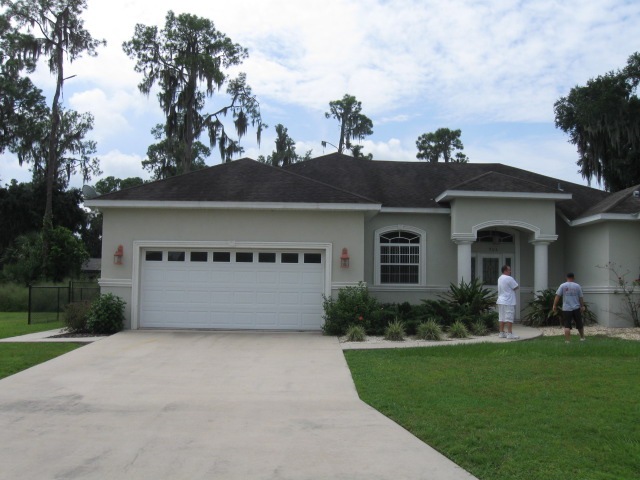 [Cleaning Roof Tampa Florida 33602 9-14-2009 10-52-46 PM[2].jpg]