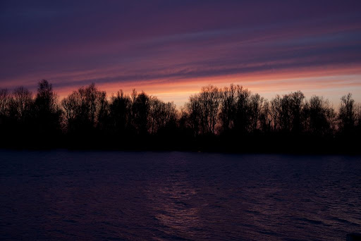  &ndash; Vulkanische zonsondergang Noord-AA Zoetermeer<br />
15-04-2010