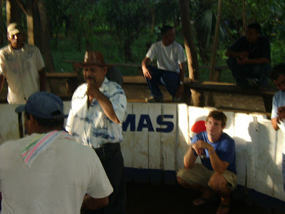 http://lh5.ggpht.com/_JhwvZZ52agw/SRDoENTEBbI/AAAAAAAABpQ/FeIdVFC0DOQ/s400/DSC00773.JPG