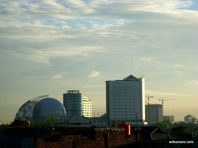 gedung di dekat pancoran jakarta
