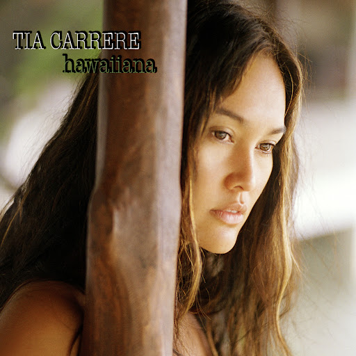 tia carrere- hawaiiana