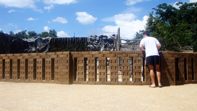 [29165_124794244197897_10000001965660[1].jpg]