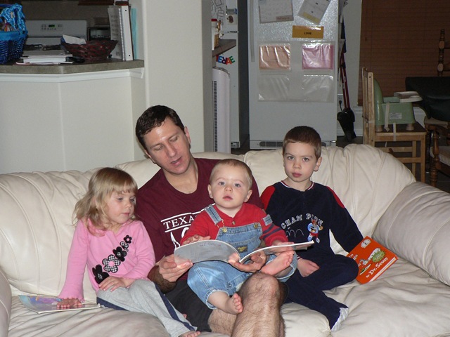 [20100221_ReadingStories03[2].jpg]