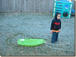 20091205_Sledding02