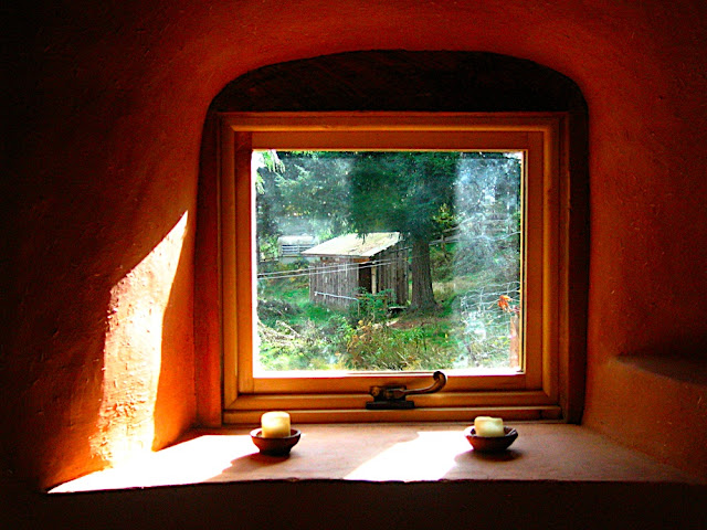 alcove window