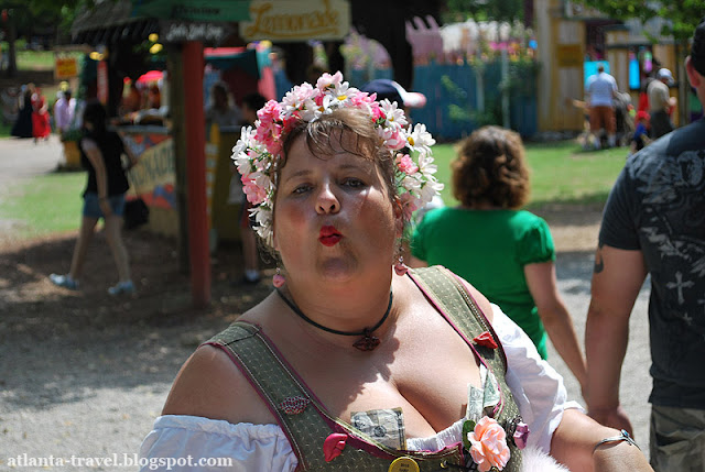 http://lh5.ggpht.com/_KAvU05LzZmE/TAxnj1hdPFI/AAAAAAAACLw/BqKJoVv__Jg/s640/renaissance-festival-6.jpg