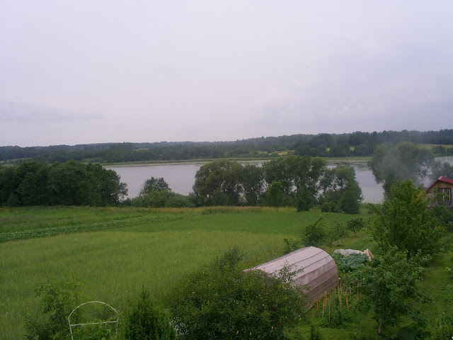 http://lh5.ggpht.com/_KBEO4FBZzao/TDm-3XgyHtI/AAAAAAAAD_4/yZ-u7Se0JVI/s640/S5028403.JPG