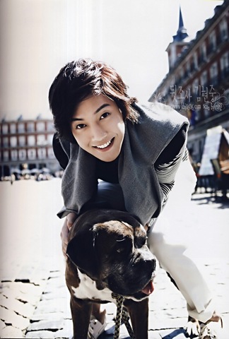 [KimHyunJoong304[4].jpg]