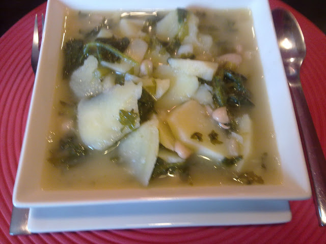 caldo gallego