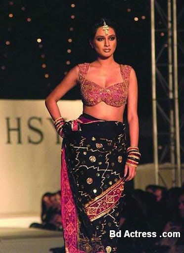 Pakistani Actress Iman Ali Photo-02