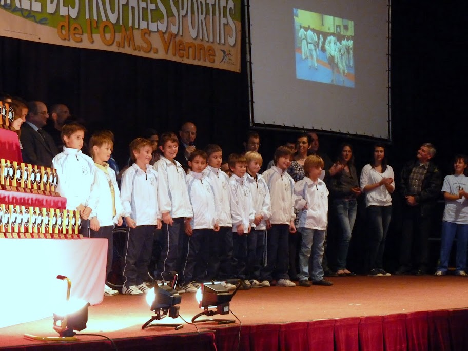 Soir&eacute;e des Troph&eacute;es Sportifs de l'OMS de Vienne - Moins de 9 saison 2009-2010  le 19 11 2010