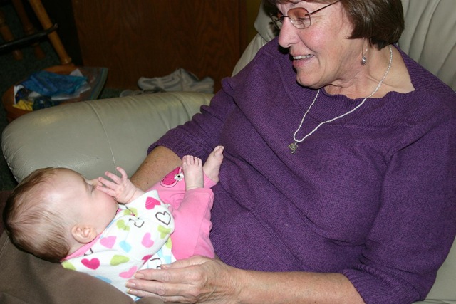 [grandma and Ava[3].jpg]