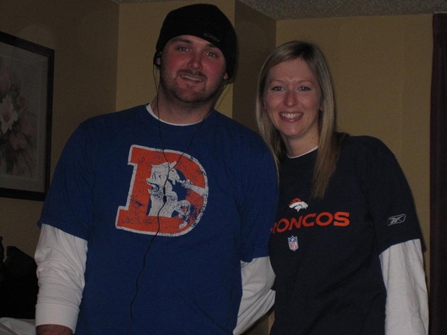 [Joe and Lauren before game[3].jpg]