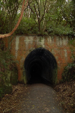 [Tunnel Tunnel Hill-1[2].jpg]