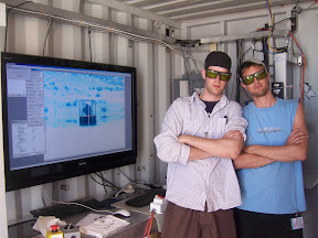 Mark Boots and in front of the main barrel cam display, showing the target at 1 km