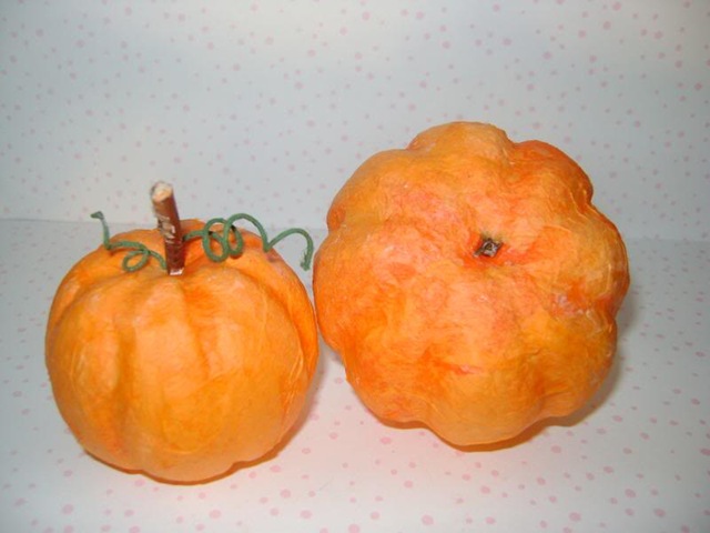 [pumpkinsstyropaper[2].jpg]