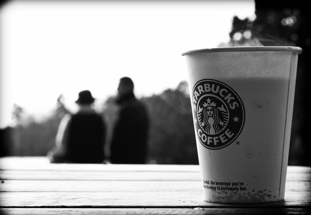 [Starbucks-Coffee[3].jpg]