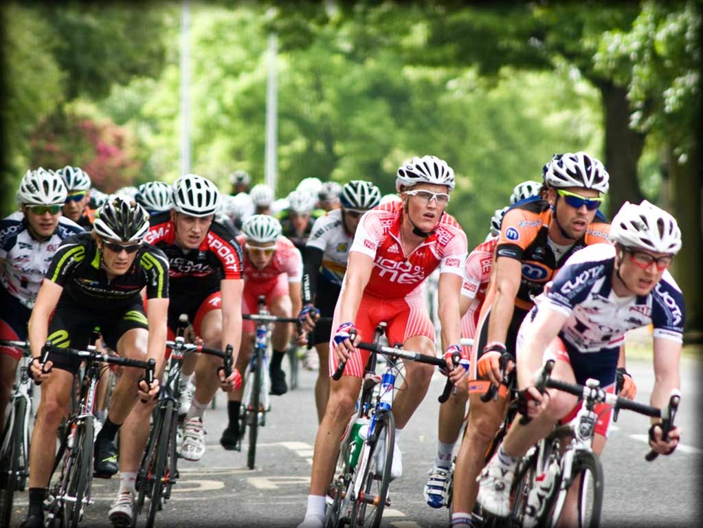 [Lincoln-Cycle-Race-2011-3[3].jpg]