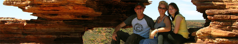 Familien Nikolajsen ved Nature window