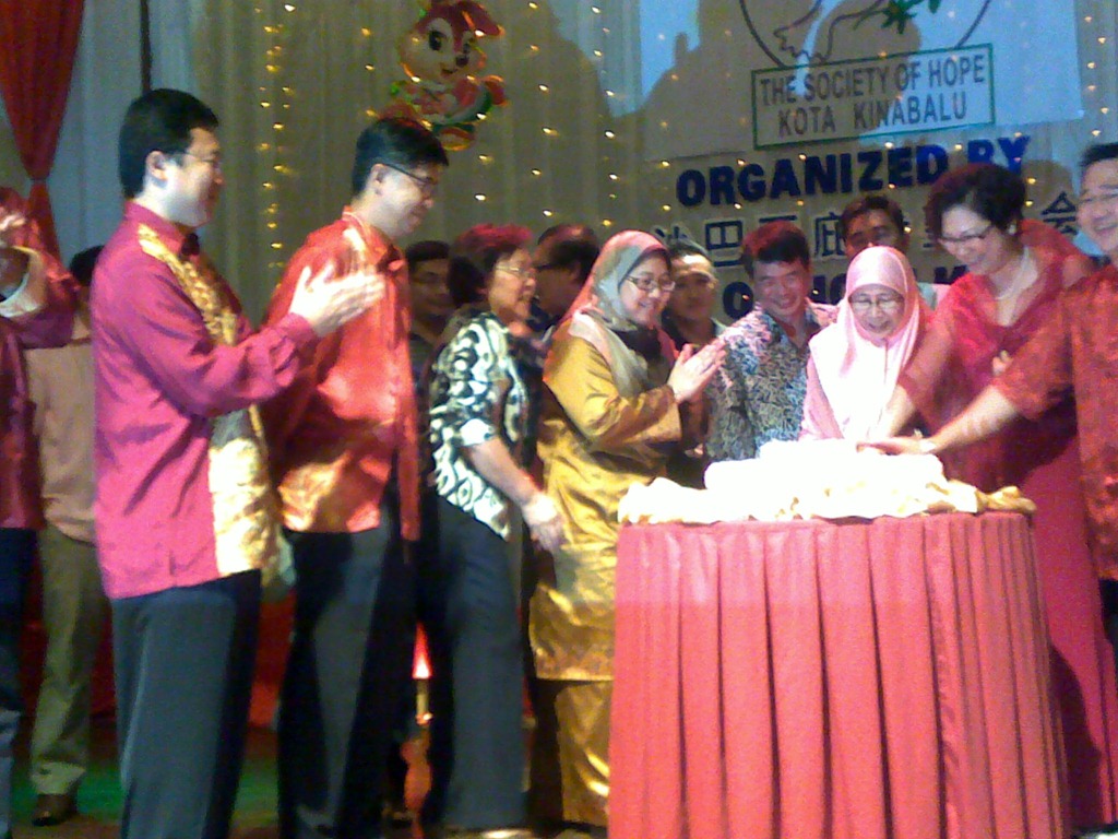 [06022011854[3].jpg]