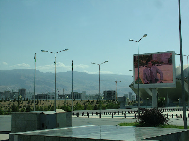 Туркменистан, июнь 2010. ТРАФФИК